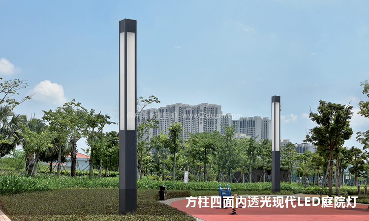 園林現代4米方形LED景觀燈柱公園安裝效果